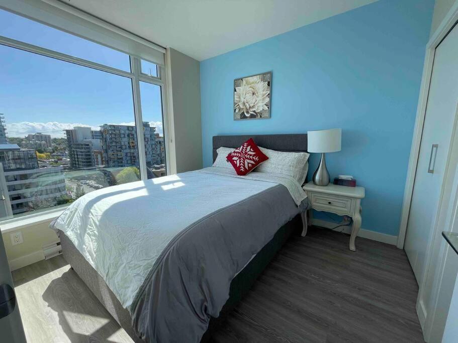 Modern 2 Bedroom Ocean Views Victoria Downtown Free Parking Eksteriør bilde