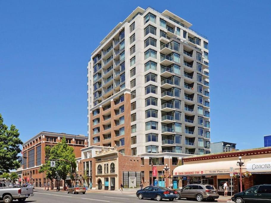 Modern 2 Bedroom Ocean Views Victoria Downtown Free Parking Eksteriør bilde